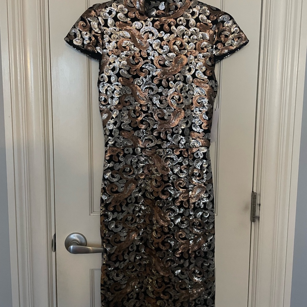 Alice + Olivia Black and Gold Sequin Midi Dress size0